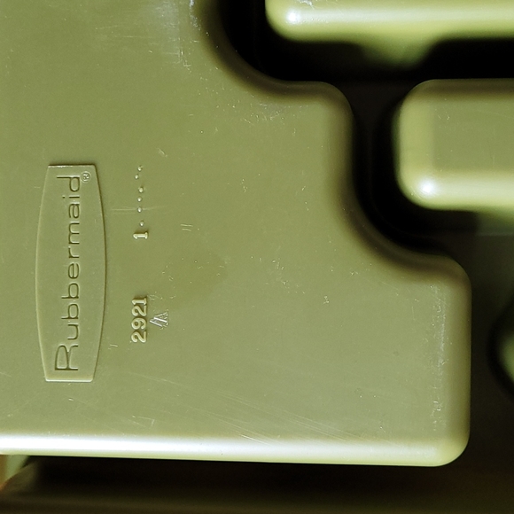 Avocado Green Utensil Organizer - Picture 2 of 4